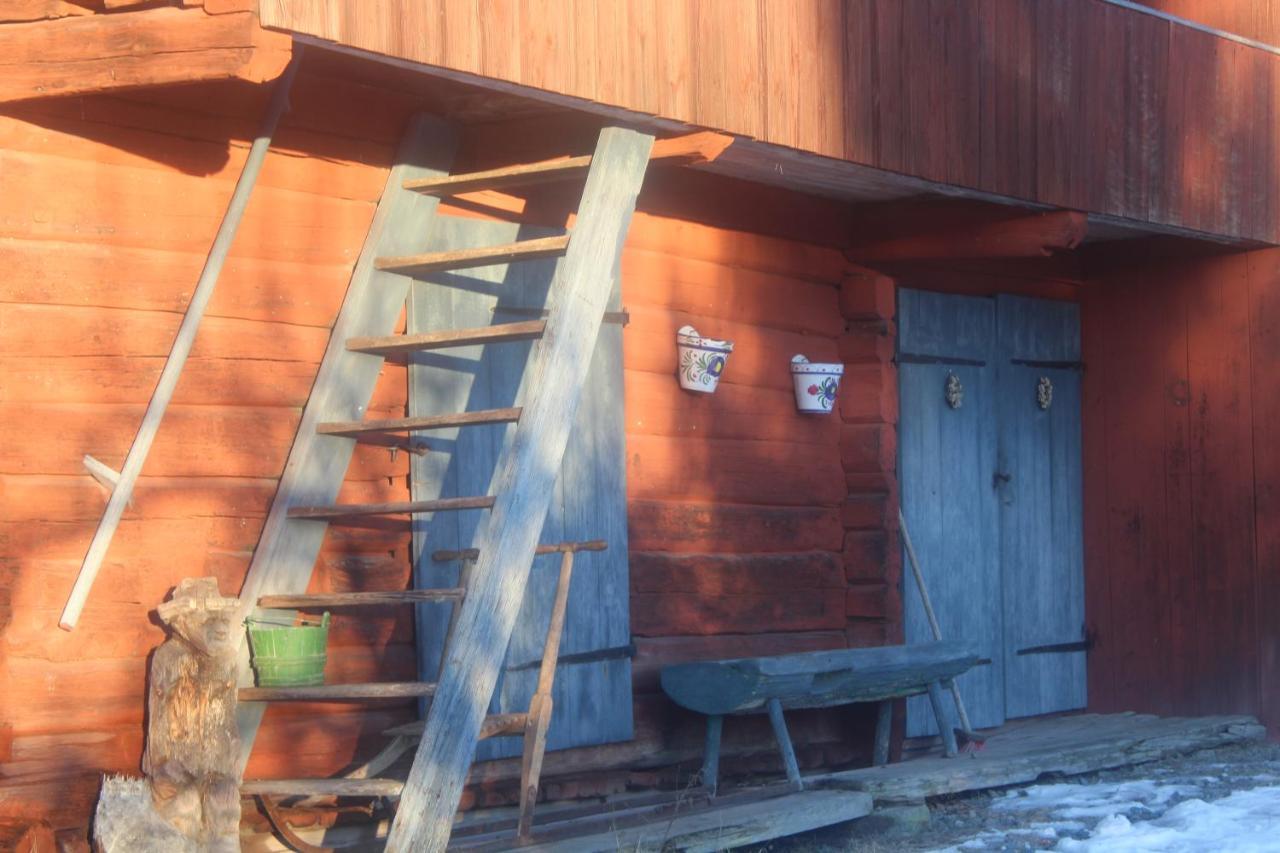 Boende Naera Romme Alpin Och Andra Friluftsaktiviteter I Dalarna Smedjebacken Exterior foto